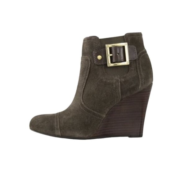 Tory Burch Womens Gray Suede Buckle Accent Adrienne Wedge Booties Size 6.5 - Picture 1 of 11